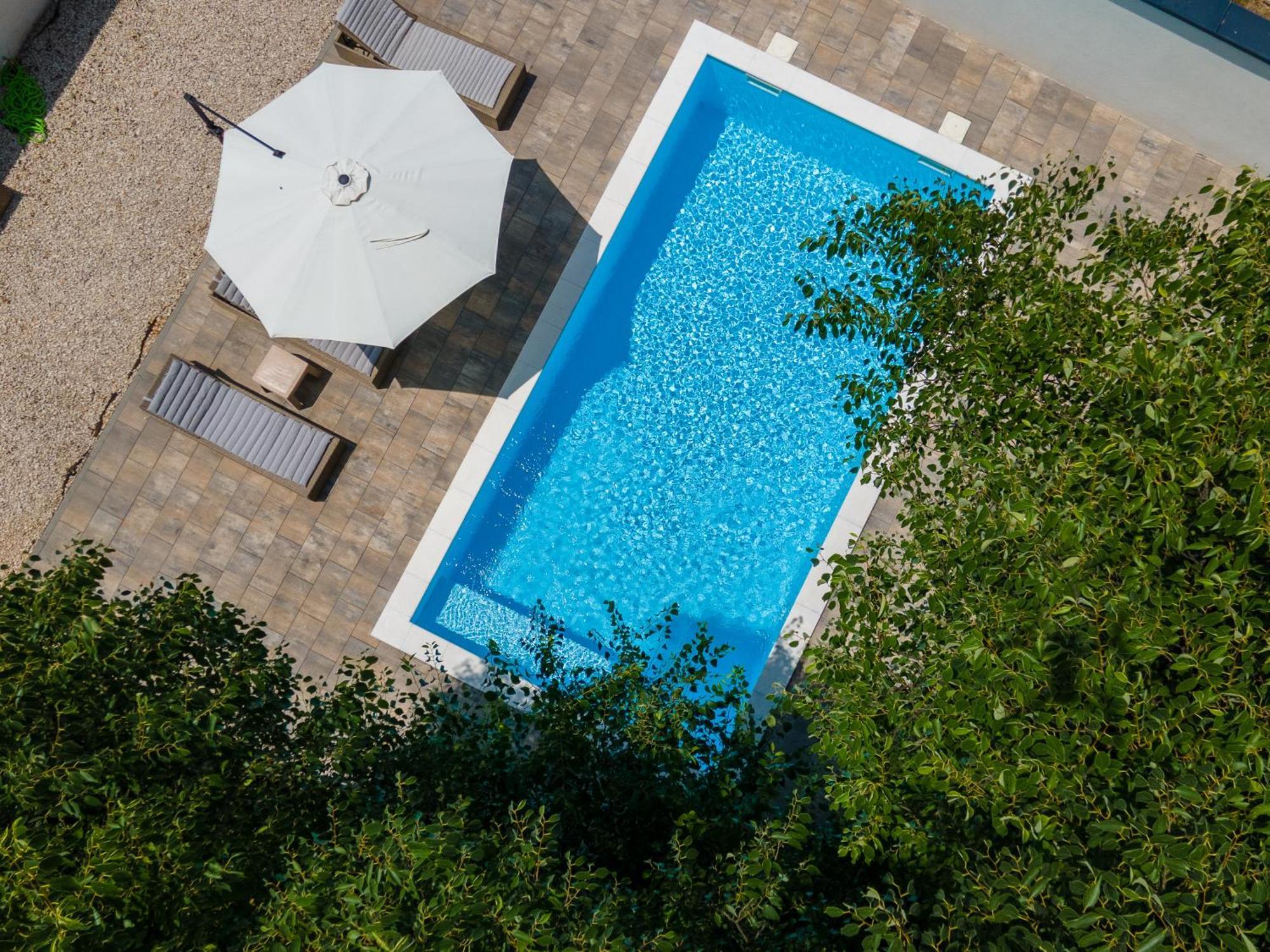 Elena Villa